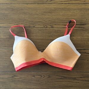 Victoria’s Secret Women’s Coral & Peach T-Shirt Bra